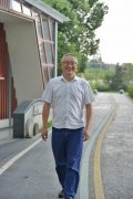周友平：摒弃“贪大”幻想“大园区小业
